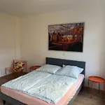 Mh Apartments
